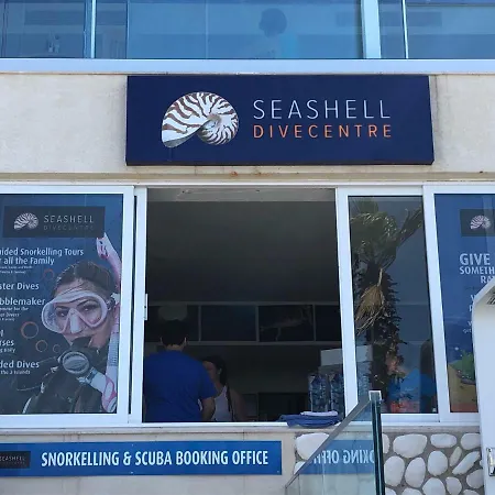 Bay Waters Edge No. 160 아파트 *