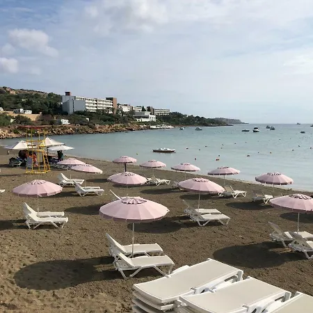 Bay Waters Edge No. 160 * Mellieha