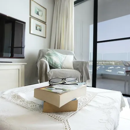 Appartement Bay Waters Edge No. 160