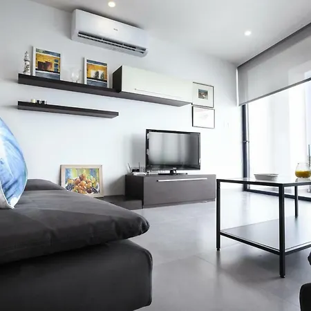 Appartement Bay Waters Edge No. 160 *