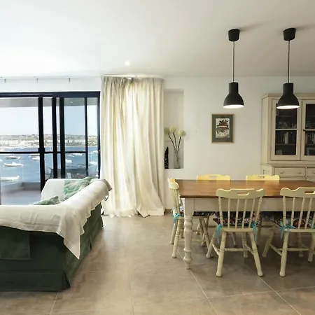 Apartment Bay Waters Edge No. 160 Mellieha
