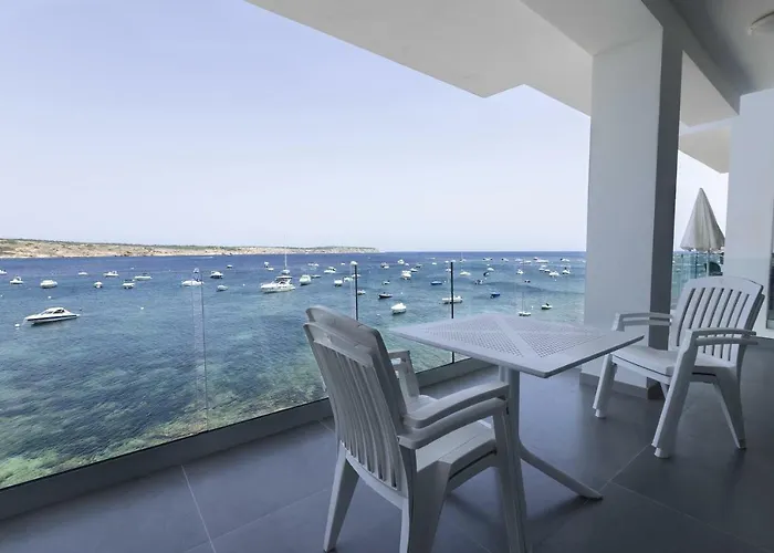 Bay Waters Edge No. 160 * Mellieħa